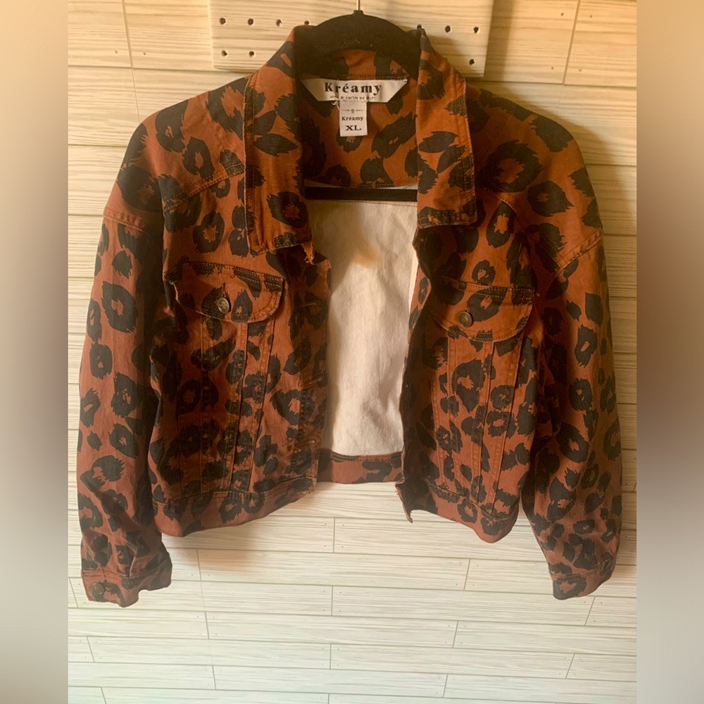 Kreamy leopard print jean 1/2 jacket